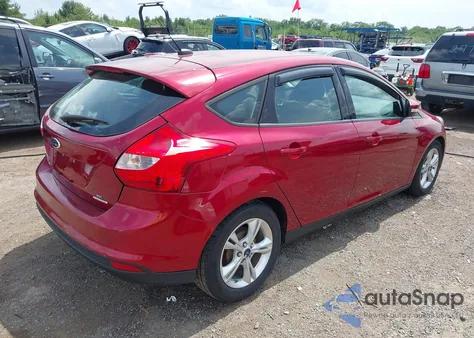 2014 Ford Focus Se z USA, uszkodzony, nr VIN 1FADP3K2XEL310603